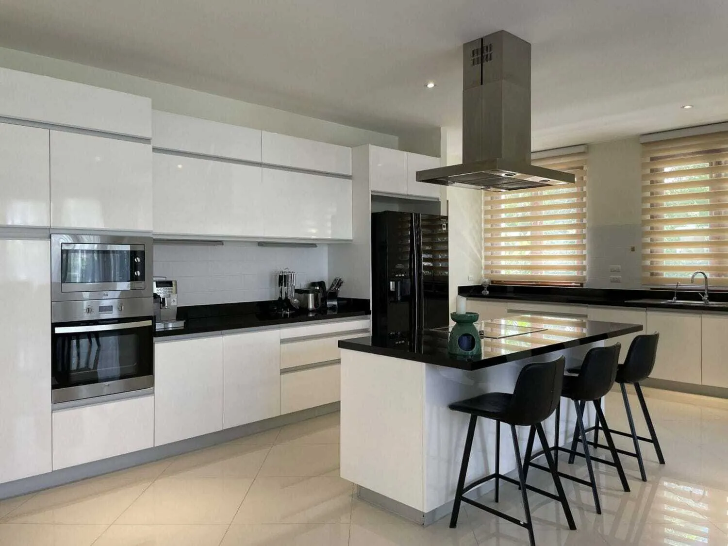 Luxury 4 bedrooms villa – Based in Cherng Talay — Thumbnail 13