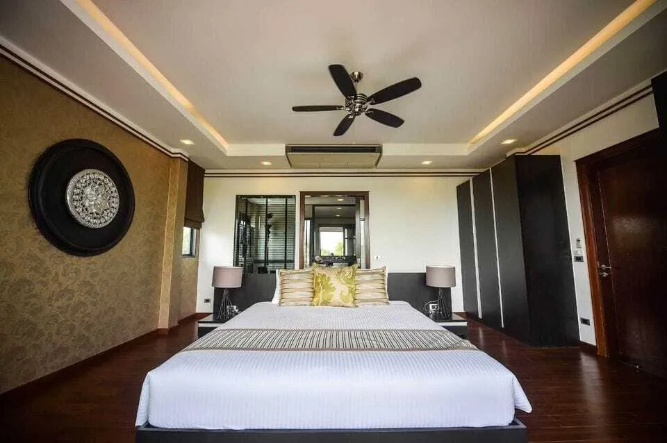 The Lake house  4 bedrooms villa – Modern – Based in Cherng Talay — Thumbnail 4