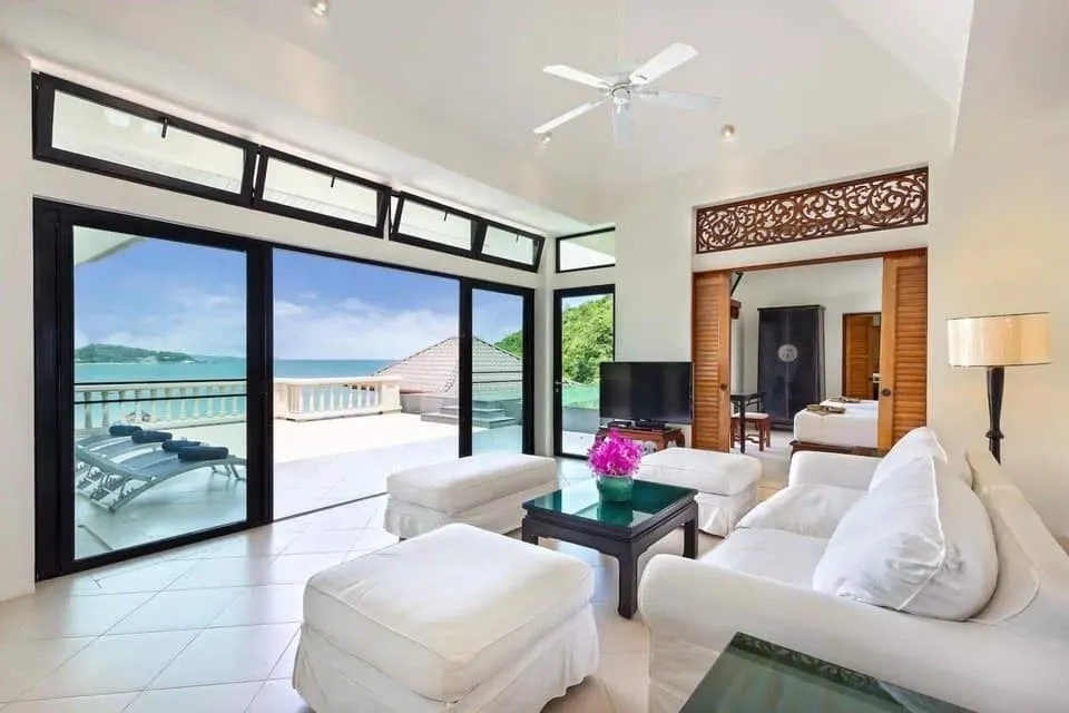 Beachfront 4 bedrooms with private pool villa for rent — Thumbnail 6