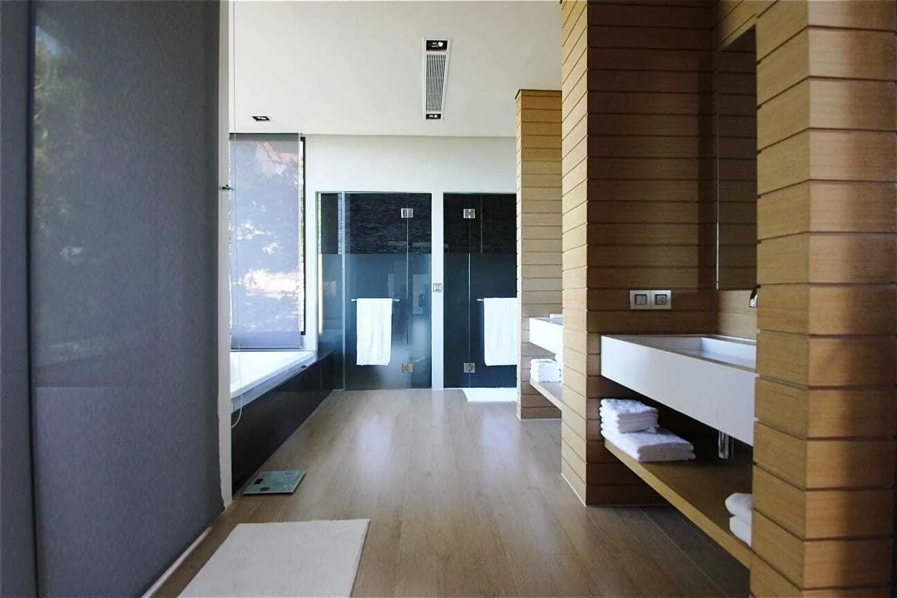 Luxury 4 bedrooms villa – Sea view – Based in Pa Khlok