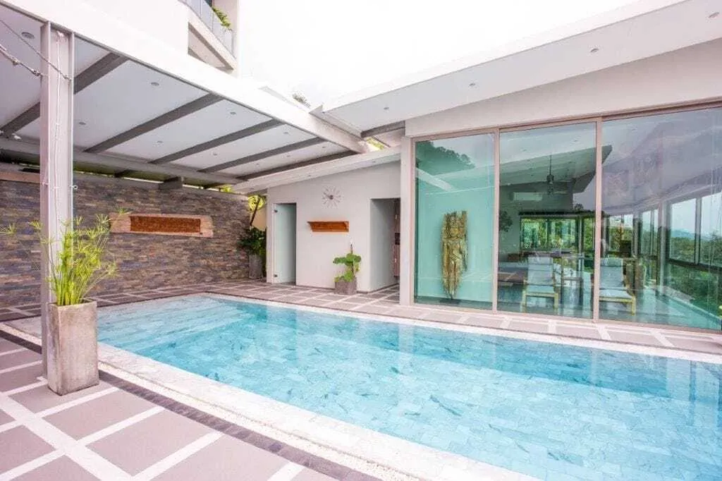 Luxurious 4 bedrooms villa – Sea view – Based in Pa Khlok — Thumbnail 2