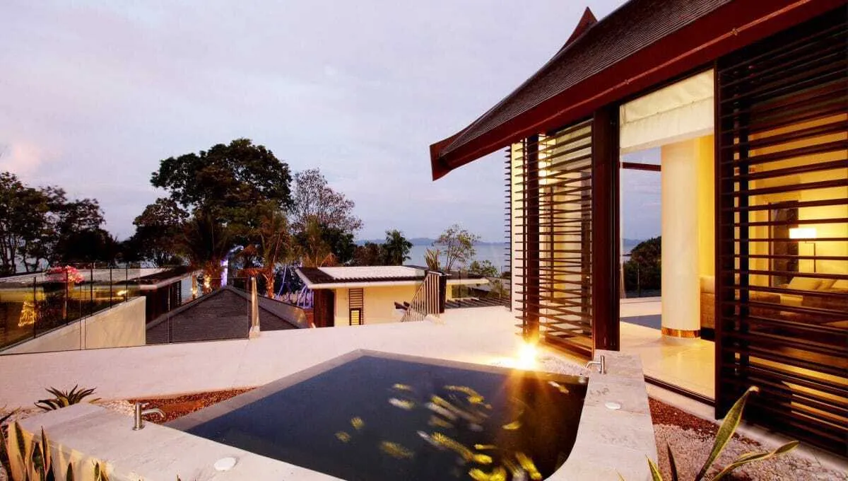 Luxurious 5 bedrooms villa – Beachfront – Based in Pa Khlok — Thumbnail 2