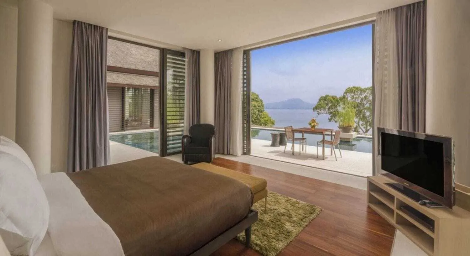 Luxurious 5 bedrooms villa – Based in Pa Khlok — Thumbnail 5