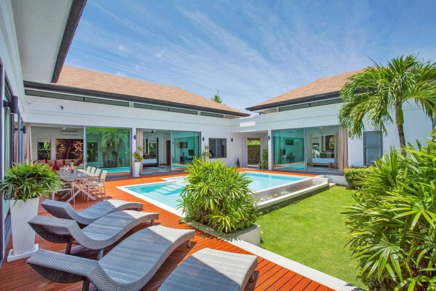 Gorgeous 4 bedrooms villa – Based in Rawai — Thumbnail 5