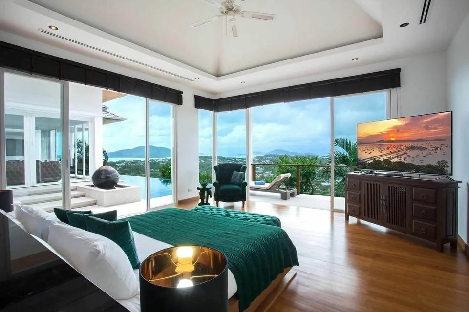 Luxury 4 bedrooms villa – Sea view – Based in Rawai — Thumbnail 4