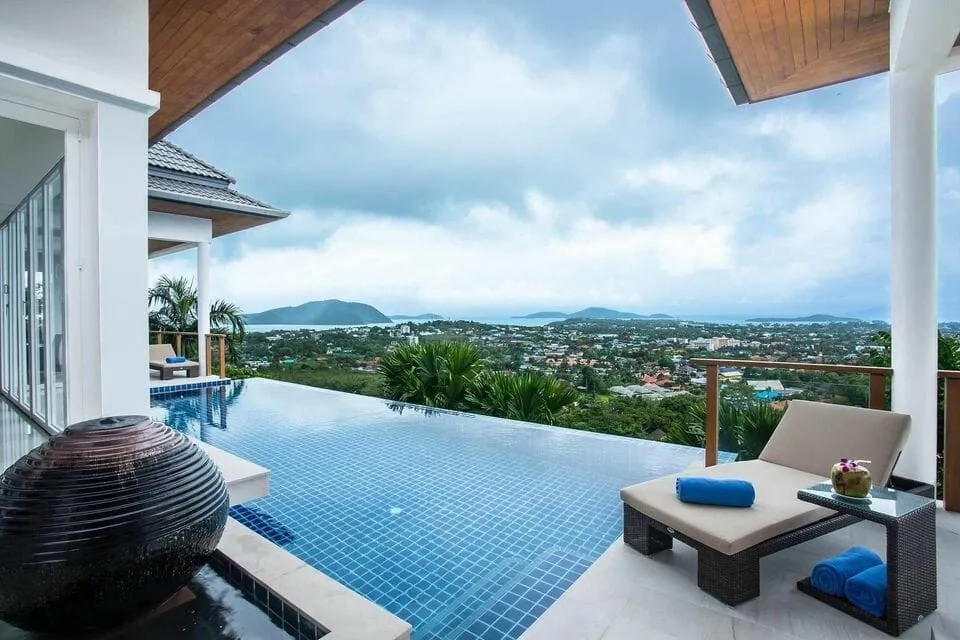 Luxury 4 bedrooms villa – Sea view – Based in Rawai — Thumbnail 11
