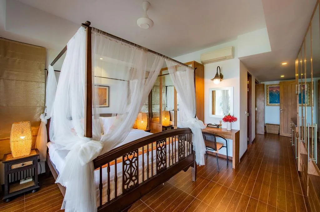 Luxury 4 bedrooms villa – Sea View – in Bang Tao — Thumbnail 7