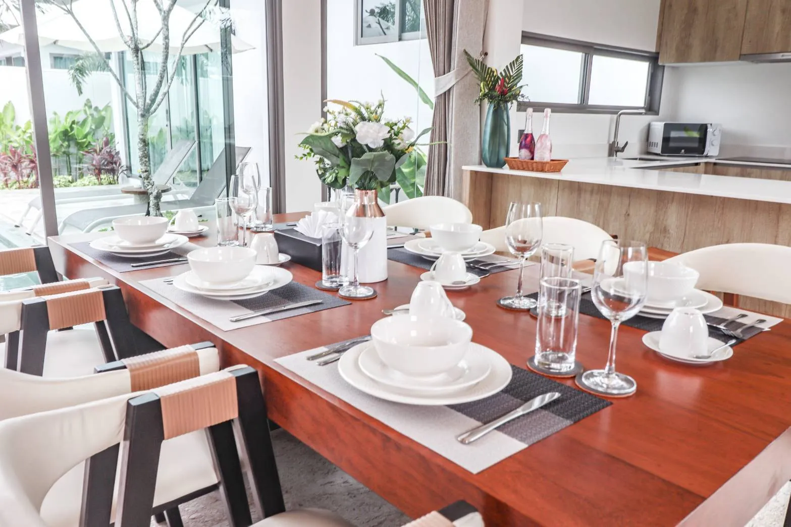 Beautiful 2 Bedroom Pool Villa for Rent in Cheong Thale — Thumbnail 4