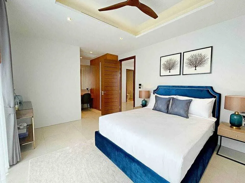 Stunning 4 Bedrooms with Private Pool Villa in Bangtao Beach — Thumbnail 8