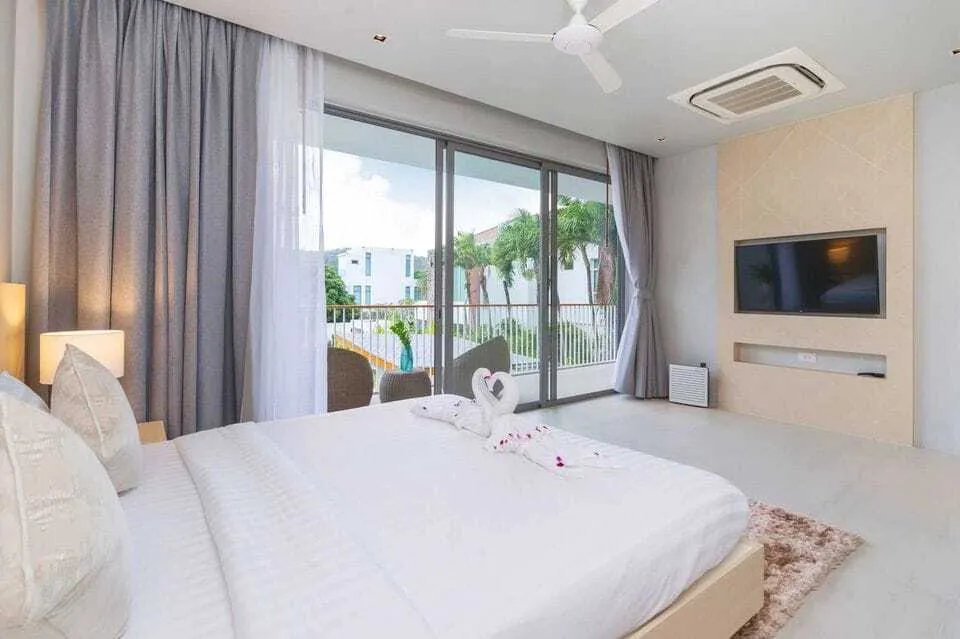 Modern 3 Bedrooms with Private Pool Villa in Kamala — Thumbnail 14