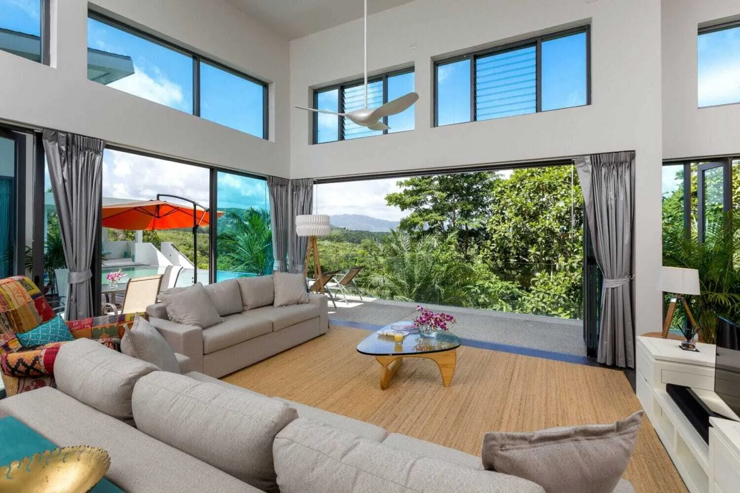 Luxury villa for rent in Layan — Thumbnail 14