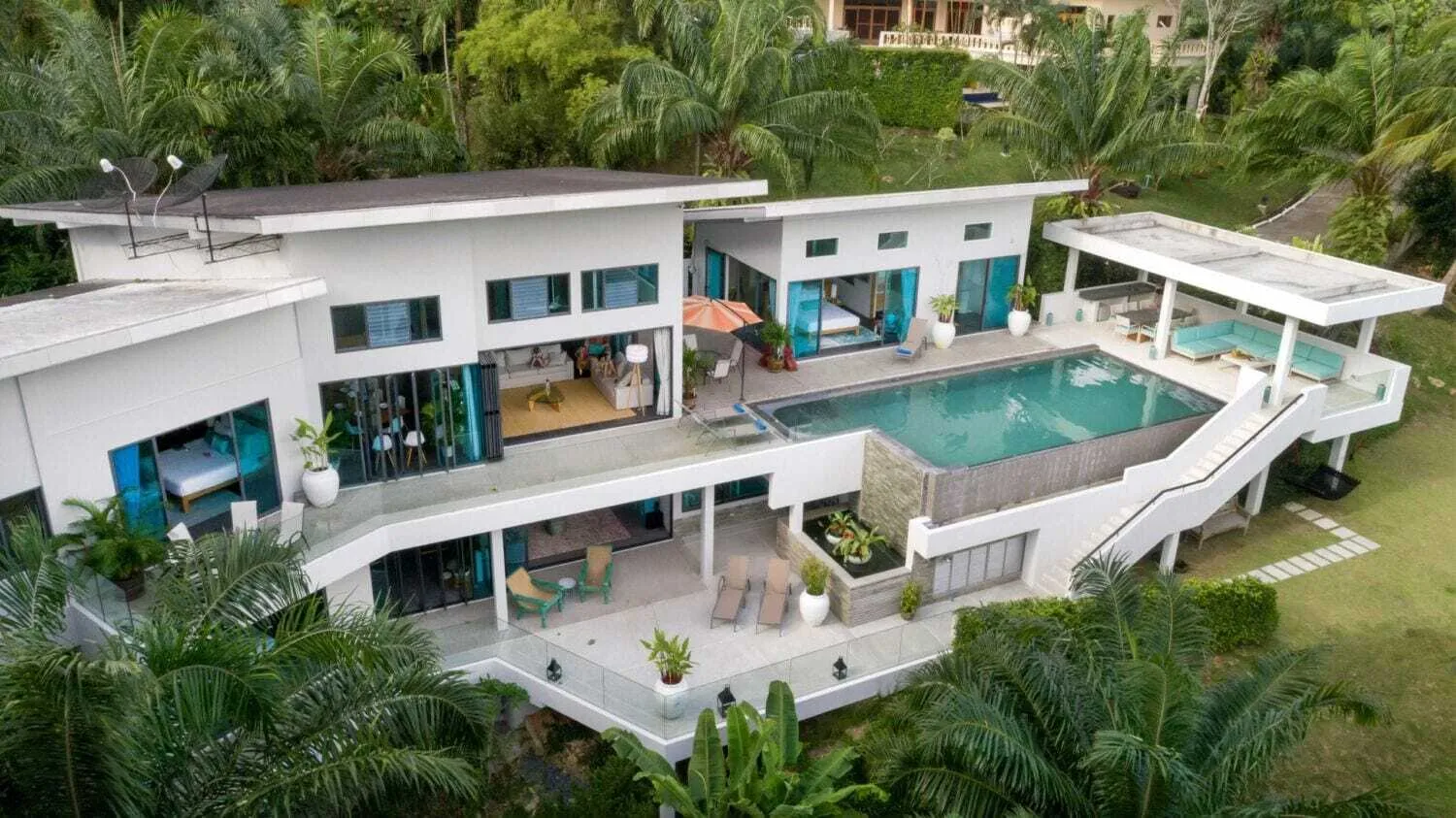Luxury villa for rent in Layan — Thumbnail 16