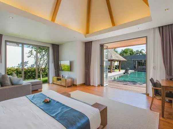 Stunning 4 Bedroom Pool Villa in Anchan Lagoon — Thumbnail 3
