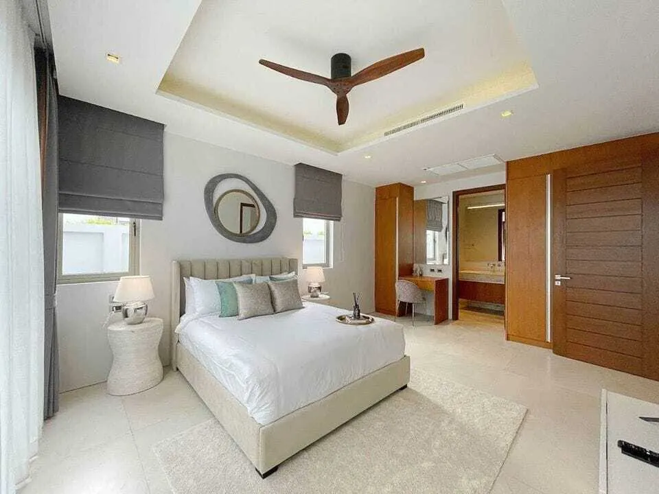 Luxury 4 Bedrooms with private pool villa — Thumbnail 11