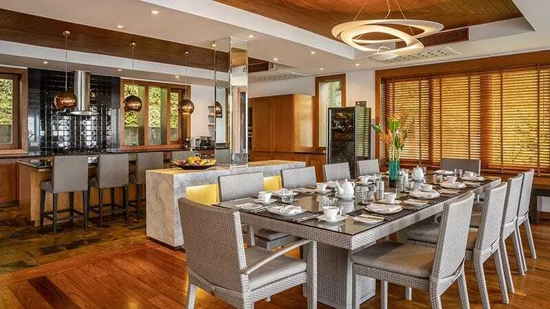Grand Luxury Seaview 5 Bedrooms with private pool for rent in Surin Beach — Thumbnail 22