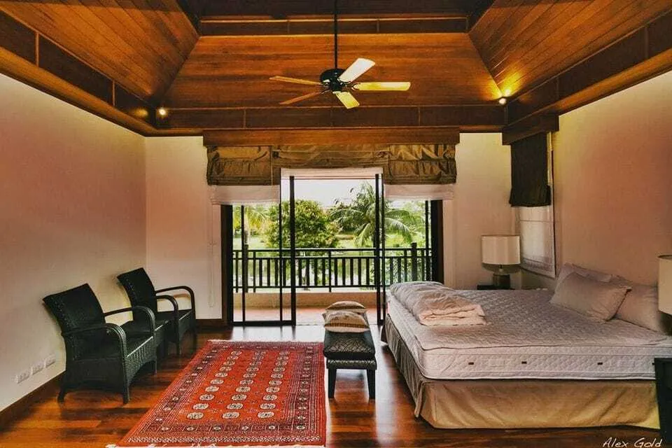 Beautiful 4 Bedrooms Pool Villa for rent in Choeng Thale Phuket — Thumbnail 6