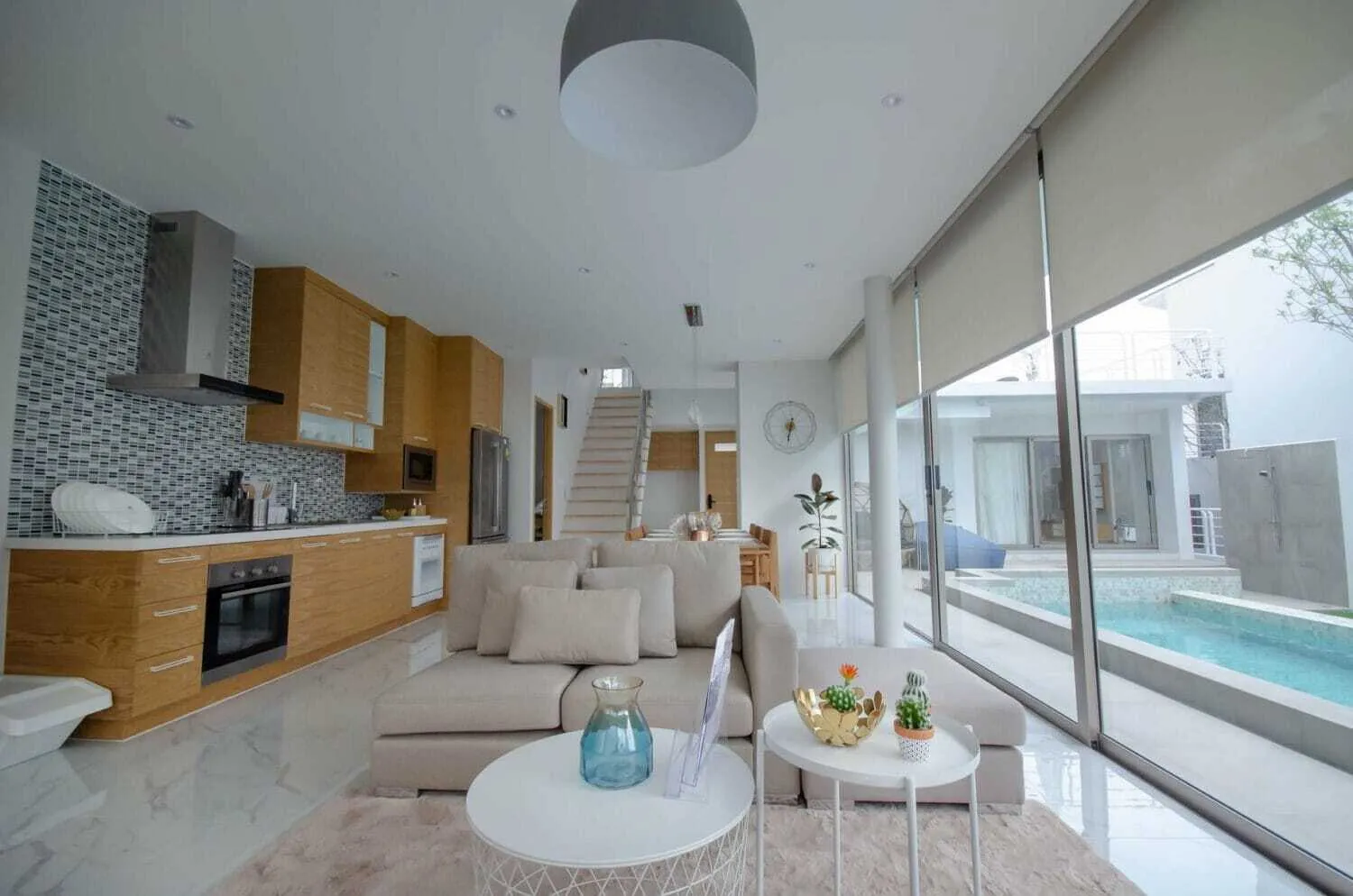 Modern 4 Bedrooms Pool Villa in Choeng Thale Phuket for rent — Thumbnail 20