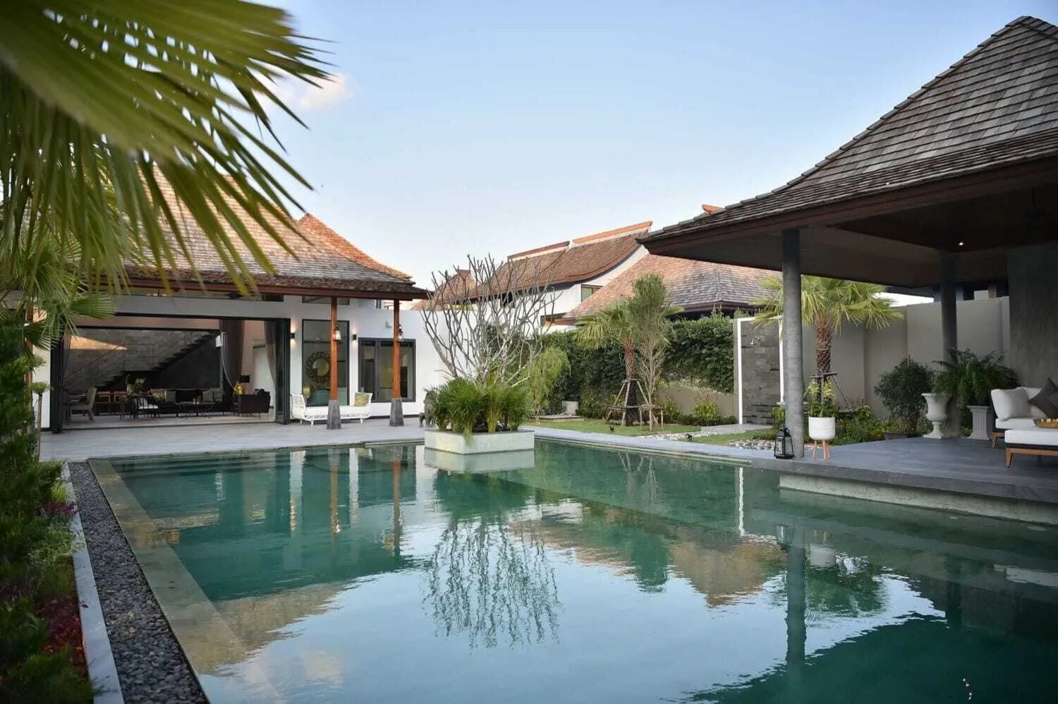 The Lake House Luxury 4 Bedrooms Pool Villa for rent — Thumbnail 11