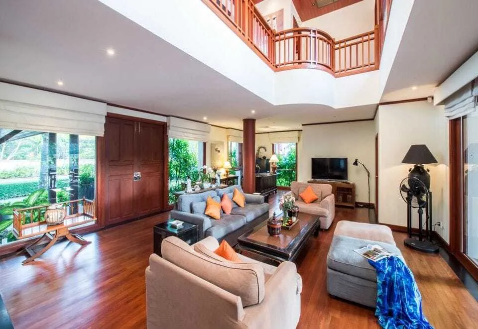 Luxury 4 Bedrooms with private pool villa for rent in Laguna — Thumbnail 7