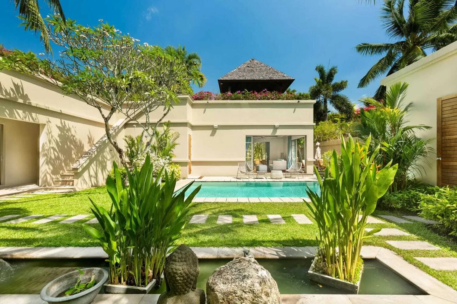 Tropical modern 3 Bedrooms pool villa for rent in Bangtao — Thumbnail 10