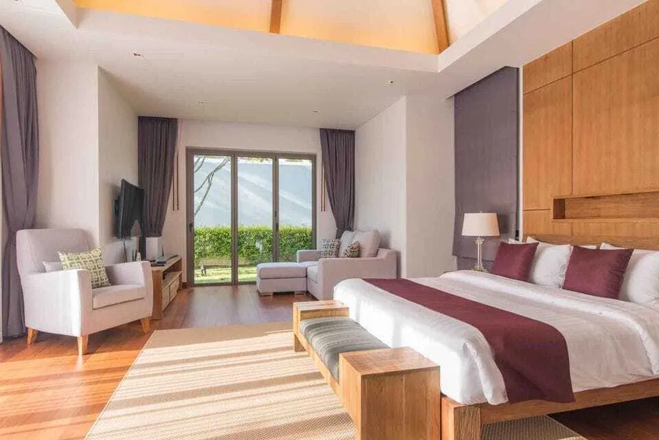Luxury 4 Bedrooms with private pool villa in Layan — Thumbnail 5