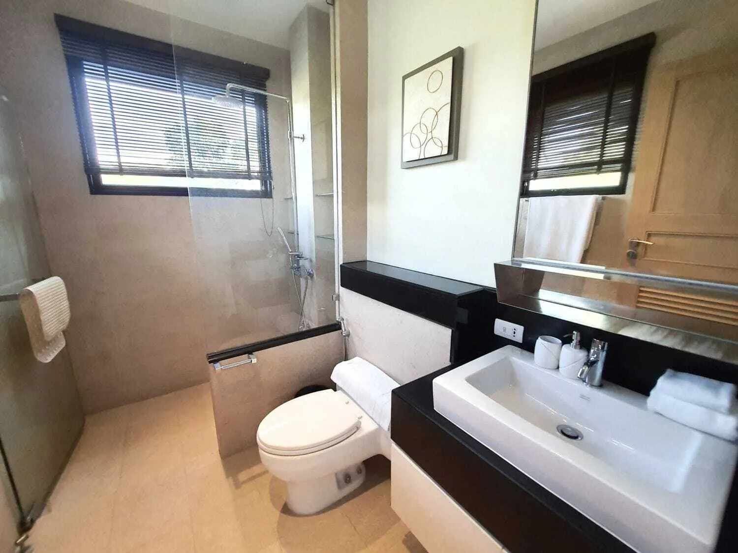 4 bedrooms villa for rent in Angsana Village, Phuket — Thumbnail 2