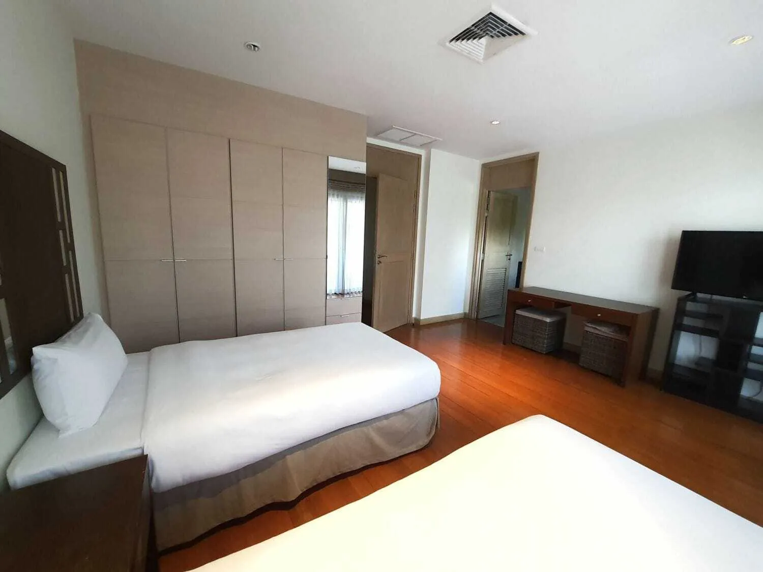 4 bedrooms villa for rent in Angsana Village, Phuket — Thumbnail 5