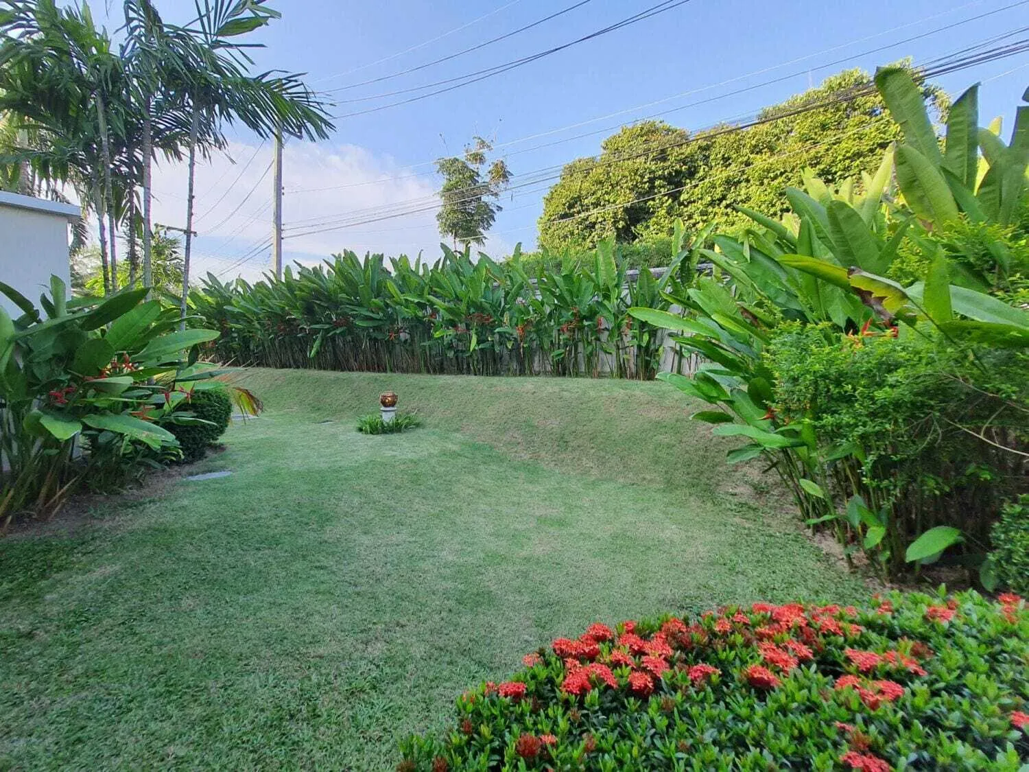 4 bedrooms villa for rent in Angsana Village, Phuket — Thumbnail 29