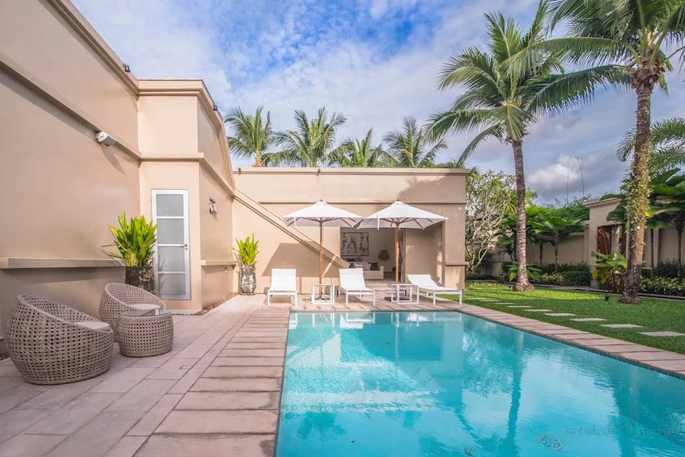 Tropical Modern 3 Bedrooms with private pool villa — Thumbnail 5