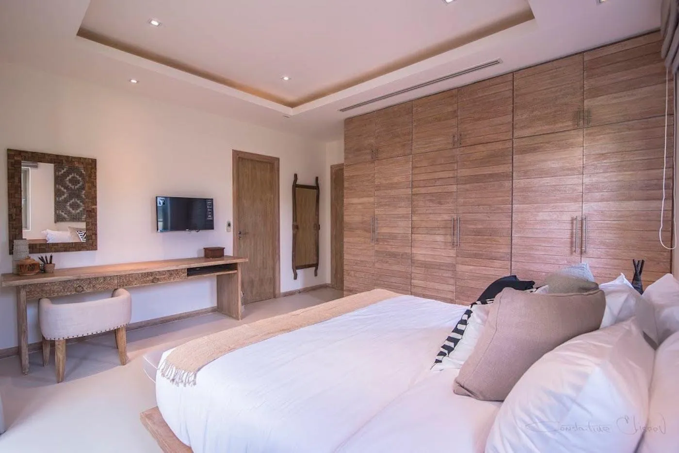 Tropical Modern 3 Bedrooms with private pool villa — Thumbnail 17