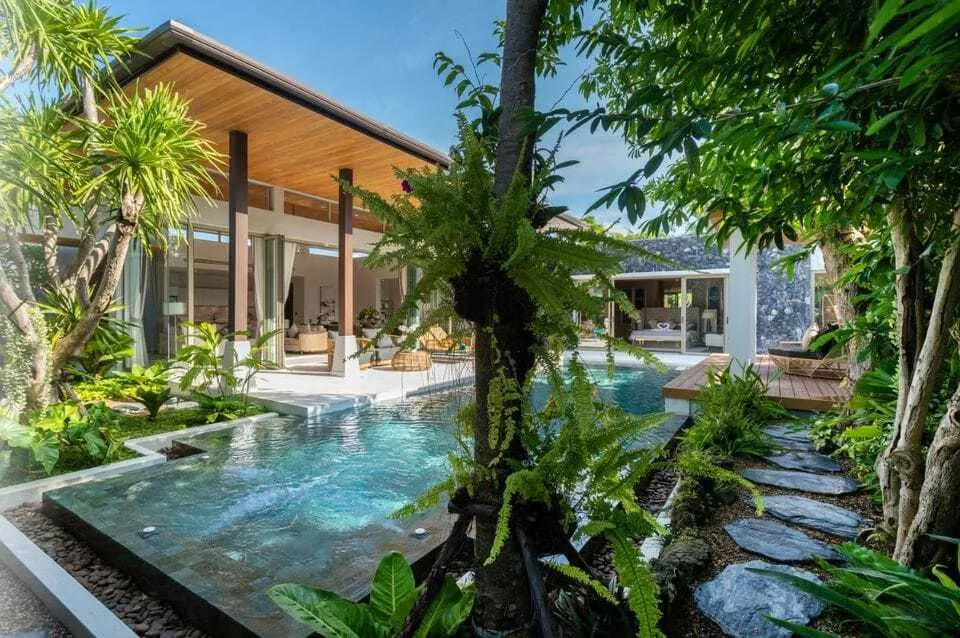 Luxury 4 Bedrooms with private pool Villa in Botanica Bangtao — Thumbnail 5