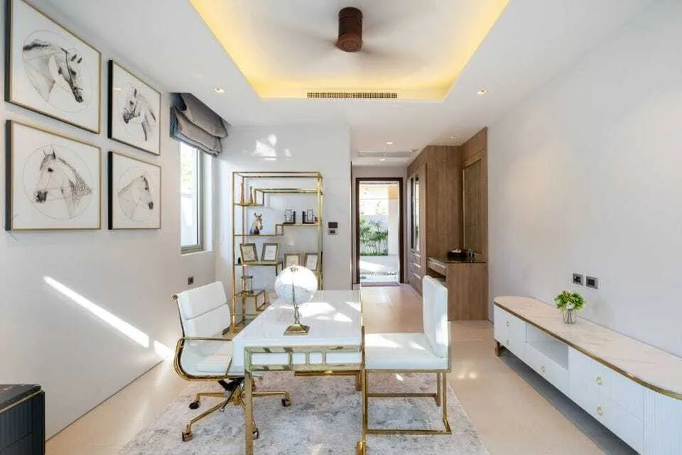 Luxury 4 Bedrooms with private pool Villa in Botanica Bangtao — Thumbnail 6
