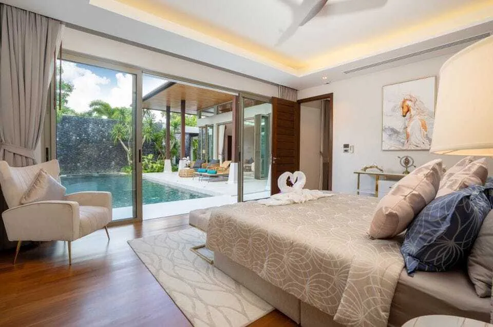 Luxury 4 Bedrooms with private pool Villa in Botanica Bangtao — Thumbnail 8