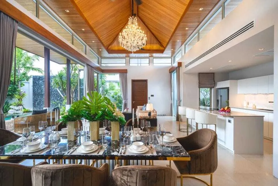 Luxury 4 Bedrooms with private pool Villa in Botanica Bangtao — Thumbnail 10