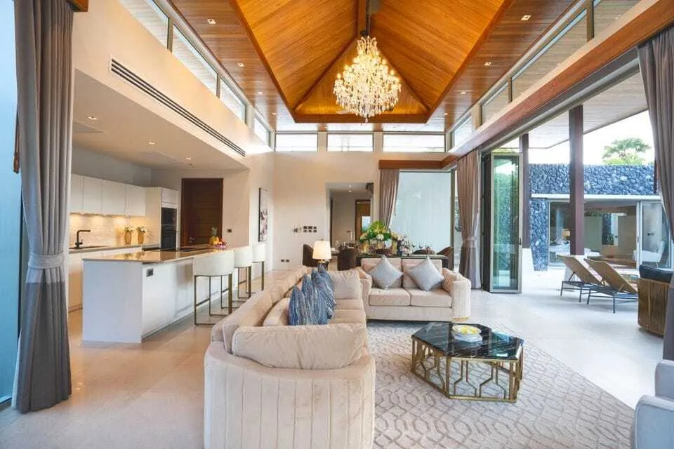 Luxury 4 Bedrooms with private pool Villa in Botanica Bangtao — Thumbnail 13