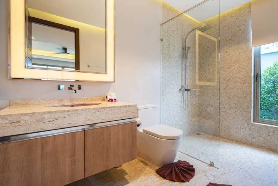 Luxury 4 Bedrooms with private pool Villa in Botanica Bangtao — Thumbnail 14