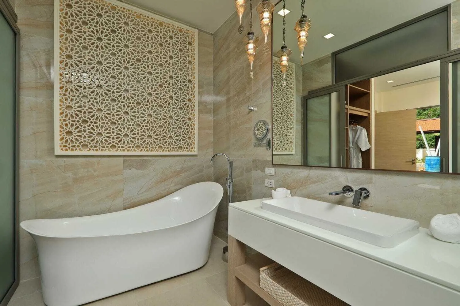 Sai Taan 5 bedroom villa with pool view in Sai Taan — Thumbnail 10
