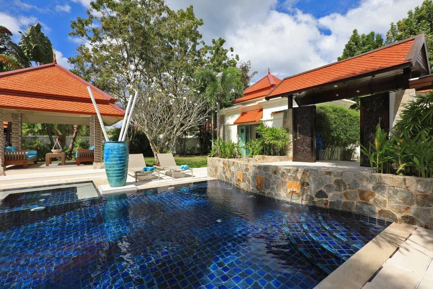Sai Taan 5 bedroom villa with pool view in Sai Taan — Thumbnail 11