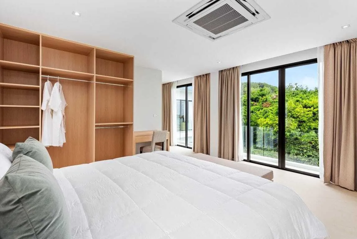 Seaview 4 Bedrooms with private pool villa for sale — Thumbnail 4