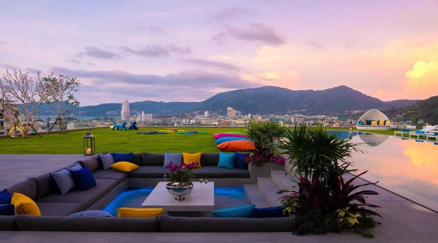 Seaview 5 bedrooms holiday home with private pool villa — Thumbnail 2
