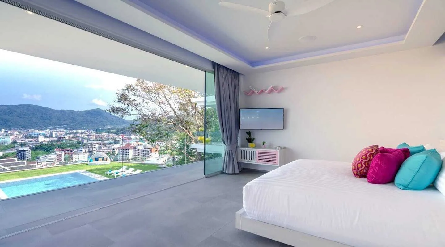 Seaview 5 bedrooms holiday home with private pool villa — Thumbnail 10