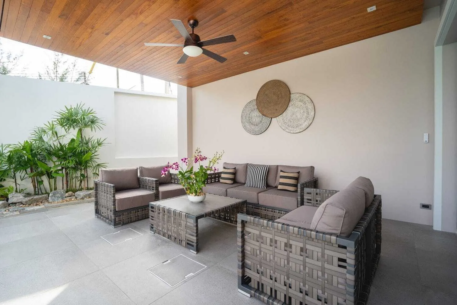 Brand new luxury 3 bedrooms villa in Bangtao — Thumbnail 4