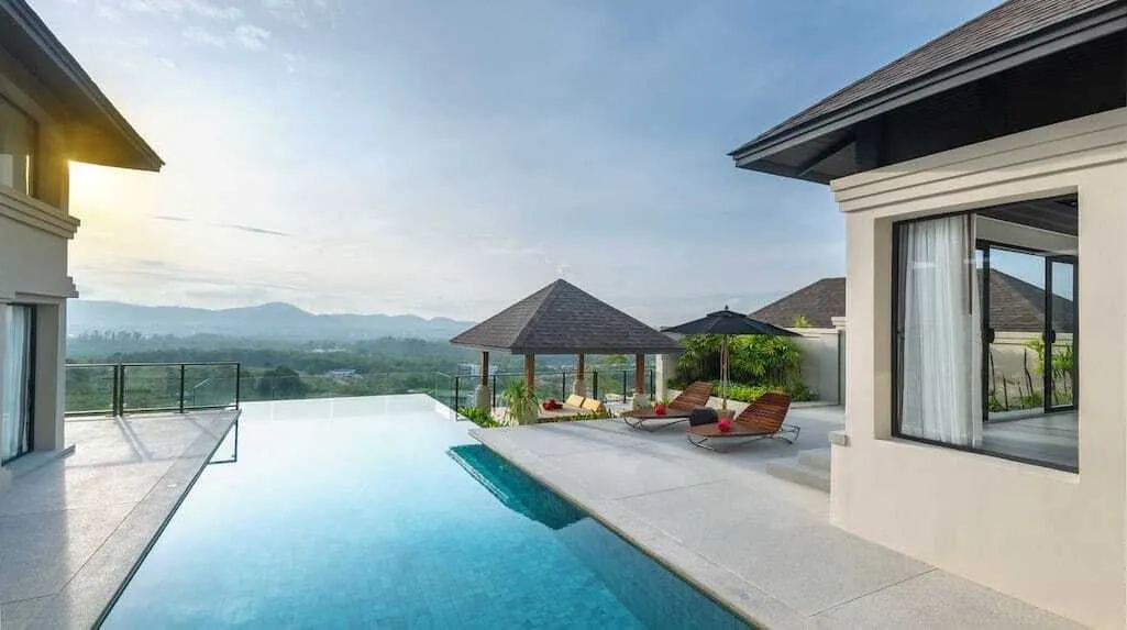 Mountain view in tropical paradise villa in Layan — Thumbnail 3