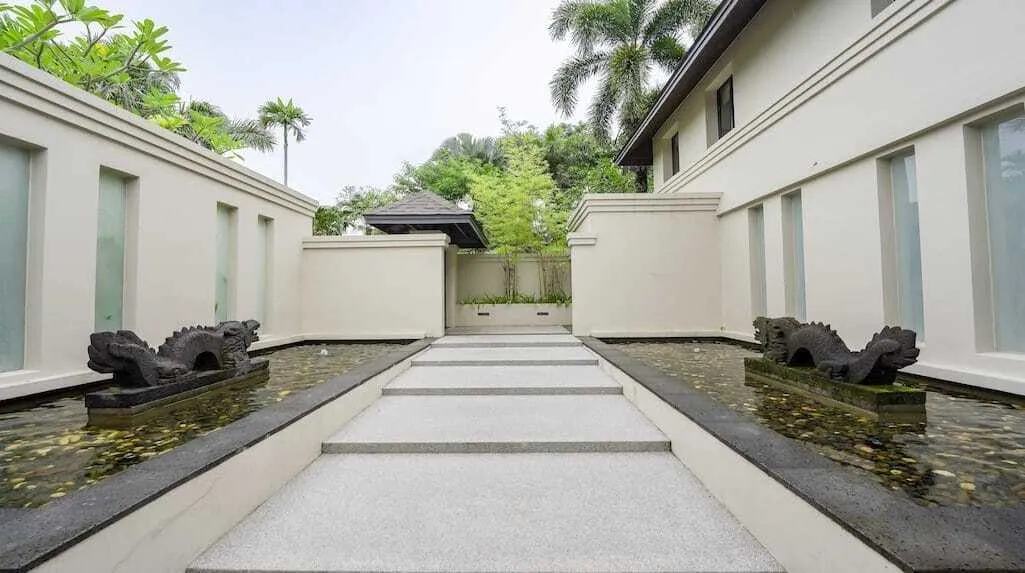 Mountain view in tropical paradise villa in Layan — Thumbnail 14
