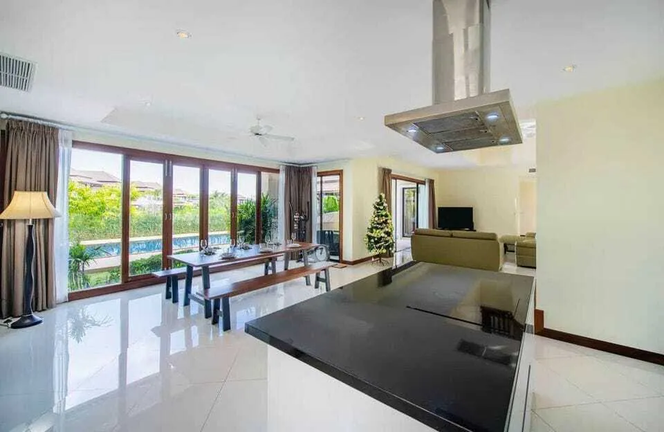 Laguna Village Residence 4 bedrooms pool villa with Garden Near Bang Tao Beach — Thumbnail 6
