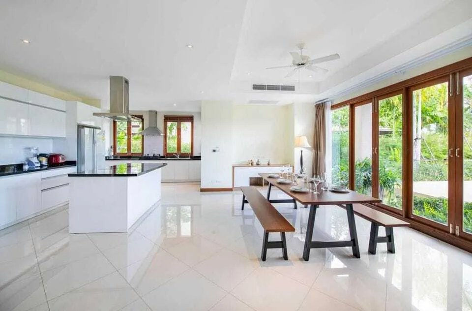 Laguna Village Residence 4 bedrooms pool villa with Garden Near Bang Tao Beach — Thumbnail 7
