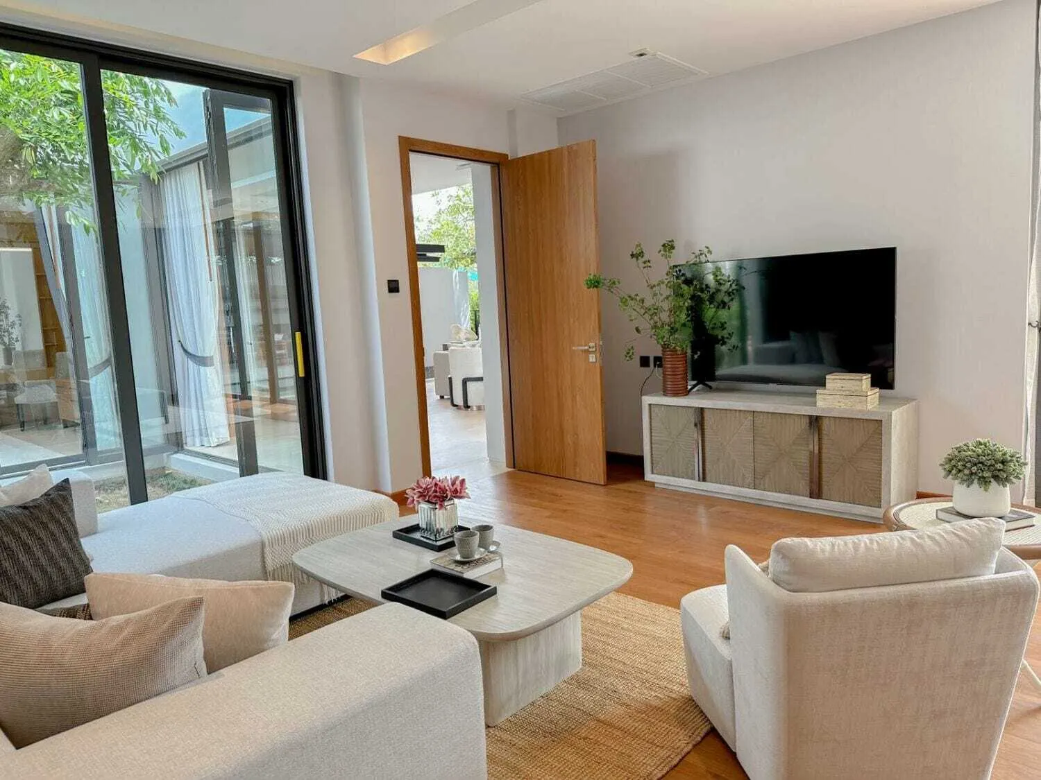 Modern Luxury Botanica 4 bedrooms with private pool in Layan — Thumbnail 12