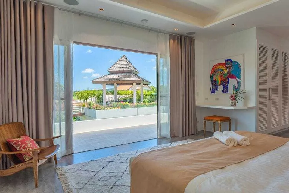 Spectacular 5 Bedroom with private pool villa for sale — Miniature 14