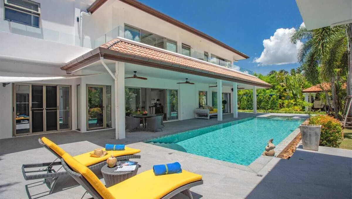 Spectacular 5 Bedroom with private pool villa for sale — Miniature 15