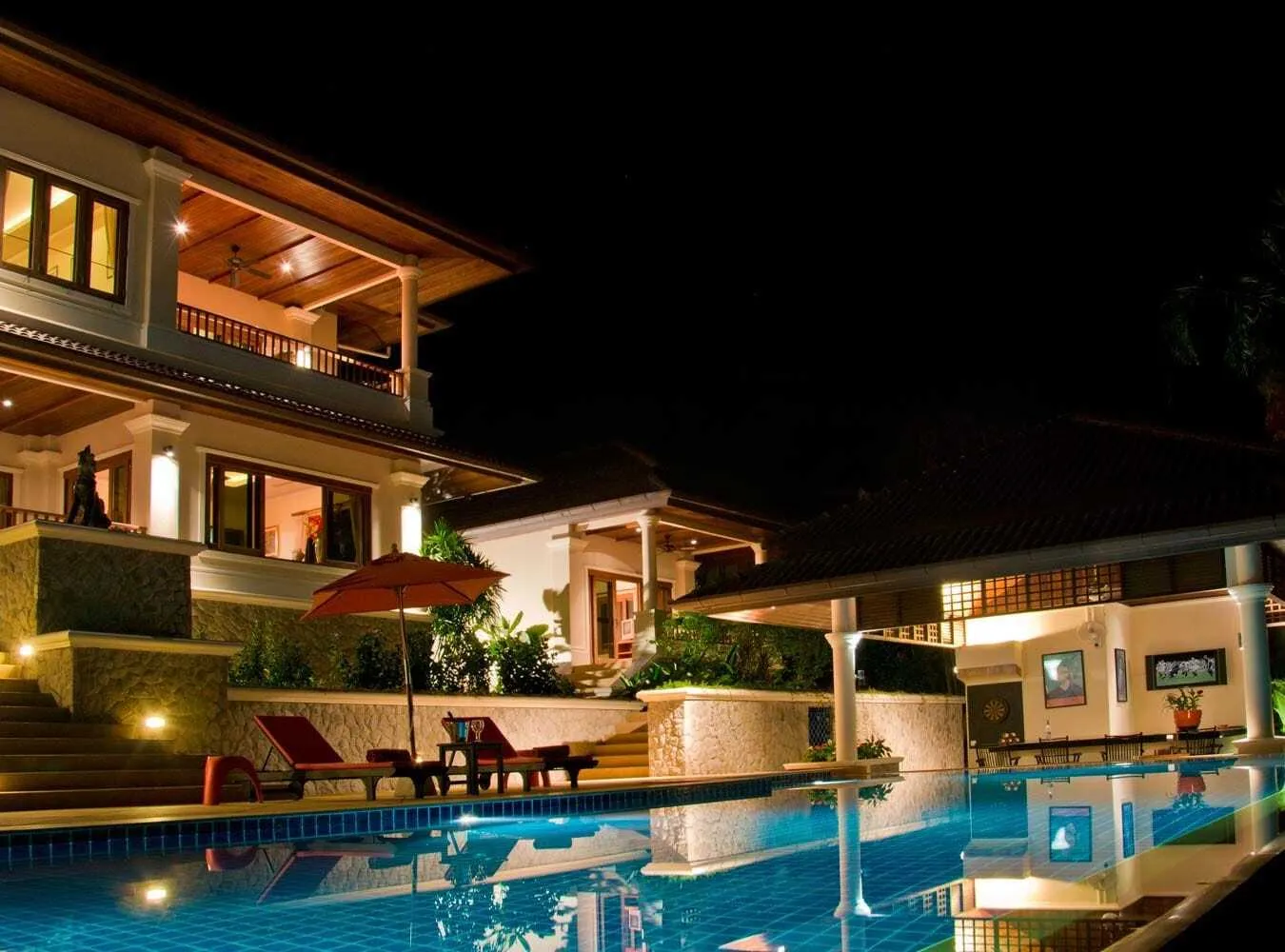 Private Pool Villa With 6 Bedrooms For Sale In Choeng Thale — Miniature 13